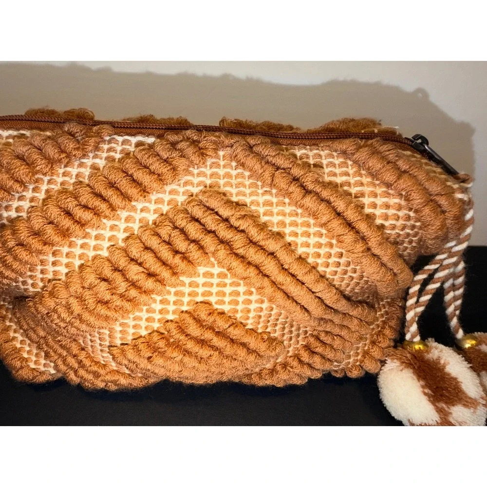 Lovestitch Diamond Carpet Cosmetic Bag Terracotta Pom Pom Tassel Pouch DR-824A